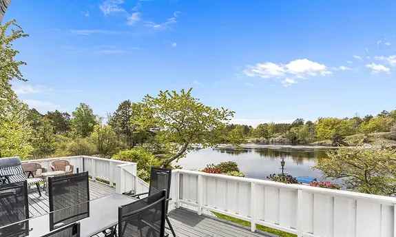 Sørlandsvilla med brygge - 4 soverom - Hisøy