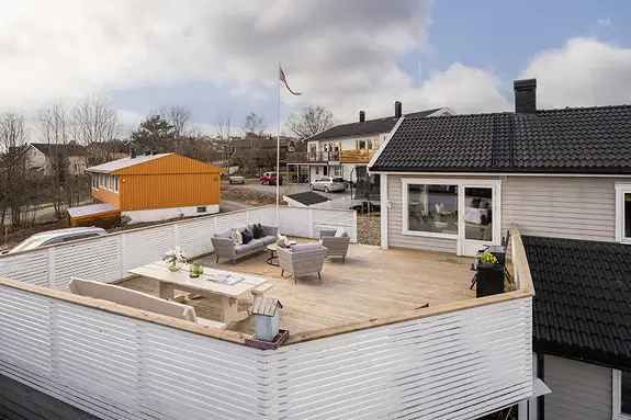 Enebolig Lundåsen - Utleiedel Dobbel Carport Stor Terrasse