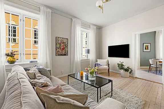 3-roms leilighet med balkong og parkutsikt