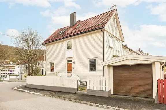 Enderekkehus 5 soverom Garasje Bergen Sentralt