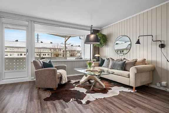 4-roms leilighet 100m2 Flatåseggen Vestvendt Balkong