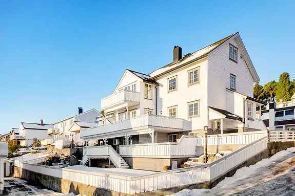 Familieeiendom Boråsvegen - Nær sentrum og skole