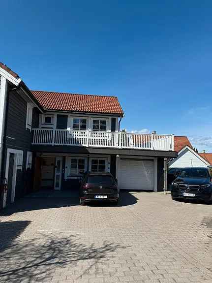 Hybel til leie - Egen inngang, kjøkken og bad
