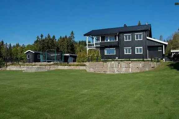 Stor Hybel leie 60-70 kvm Nyrenovert