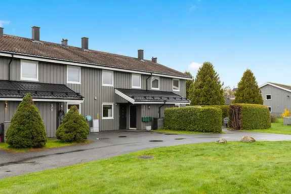 Rekkehus Borgenhaugen - Barnevennlig - Garasje - Sydvestvendt Terrasse