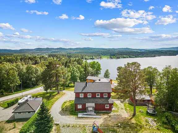 Innholdsrik Enebolig ved Hostovatnet