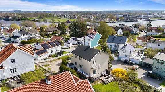 Enebolig Skogveien 9A - Familiebolig med solrik hage