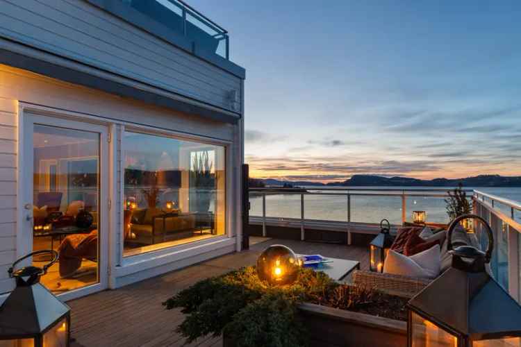 Strøken 4-roms leilighet ved sjøen - Takterrasse og elbillader