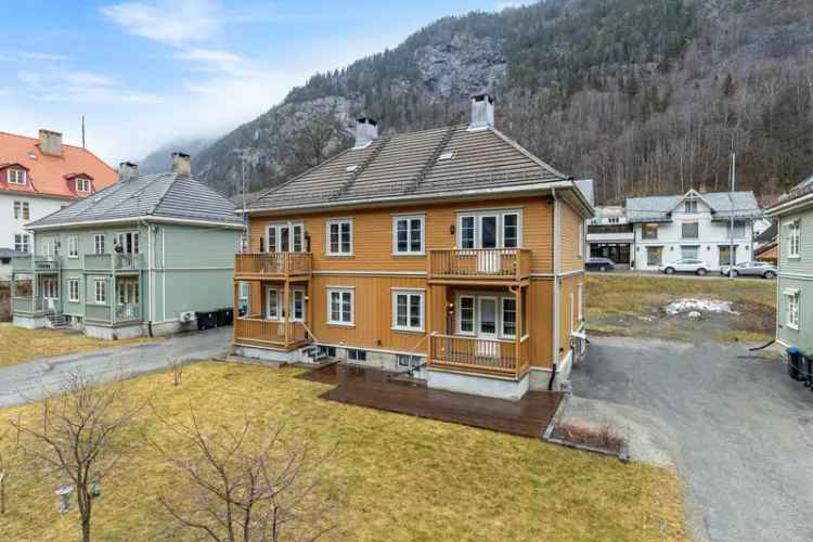 Rjukan Stor leilighet 3 soverom 2 balkonger Sentral beliggenhet