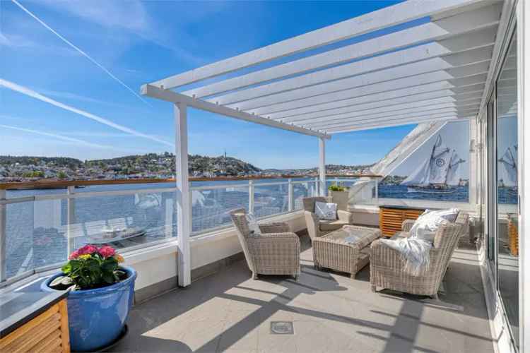 Toppleilighet Arendal Sentrum - Takterrasse 135 kvm - Sjøutsikt