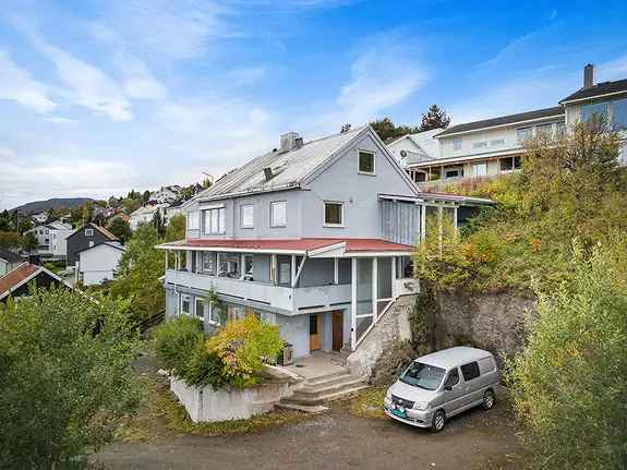 Stor Bolig Harstadåsen Fantastisk Utsikt Utleiemuligheter