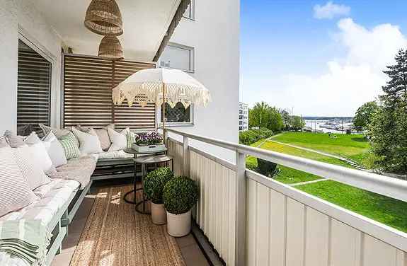 Lys Leilighet Skøyen Fantastisk Utsikt Balkong Peis Heis Parkering