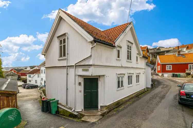 Trosvikvegen 61 Sentral beliggenhet med Atelier