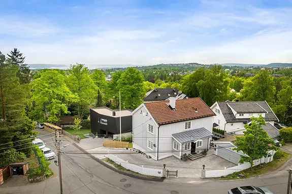 Enebolig 331 m² 5 soverom 3 bad Dobbelgarasje Hybel Bergvarme Oslo