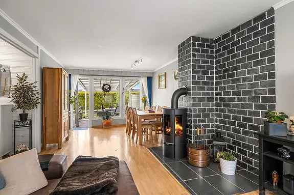 Åsen Rekkehus - Hage - Terrasse - Garasje - 3 Soverom