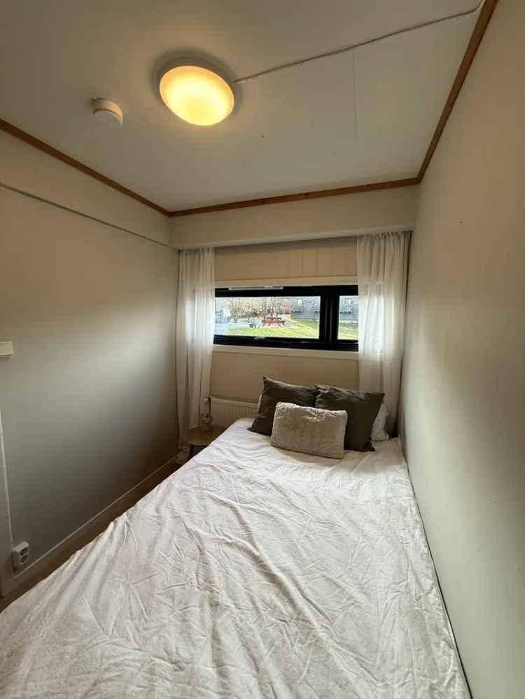 Rom i leilighet Studentbyen Nattland sommerleie