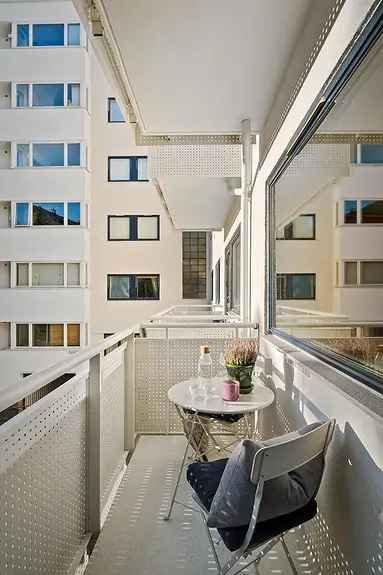 Lys 2-roms leilighet på Frogner med balkong