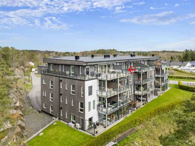 Stor Toppleilighet 3 Soverom Terrasse Heis Parkering