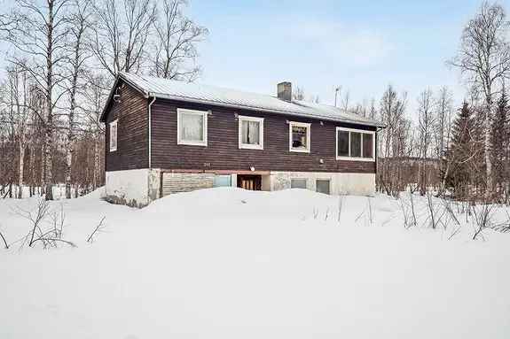 Landbrukseiendom til salgs stort areal renoveringsobjekt