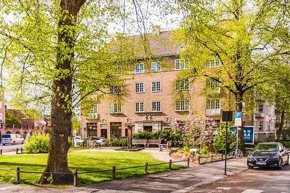5-roms Hjørneleilighet i Klassisk Bygård