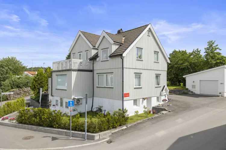 Enebolig med 3 leiligheter Sandefjord