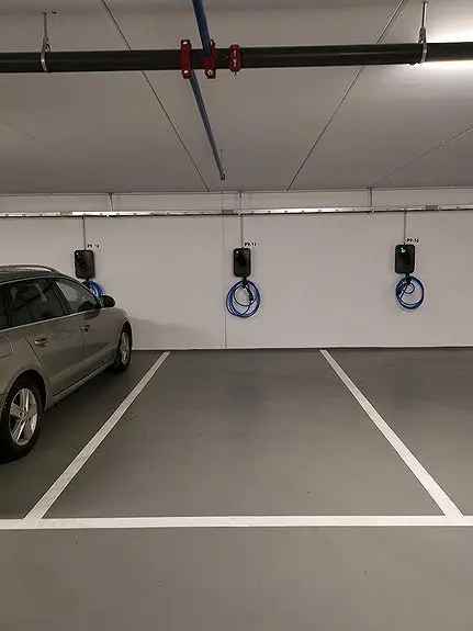 Garasjeplass Med EL-Lader Grefsen Stasjon Nar Sinsen
