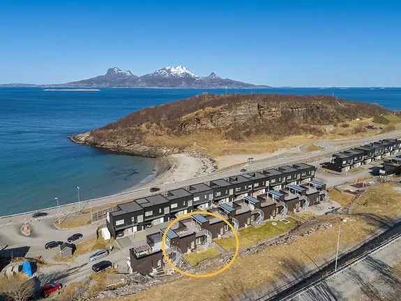 Atriumhus i kjede Bremnes Bodø