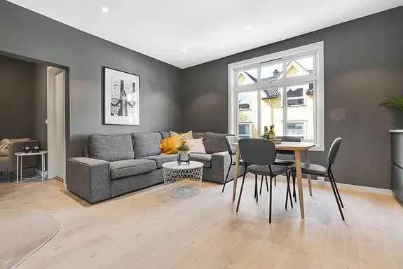 Moderne leilighet i villa - Elbil lader - Sentrumsnært