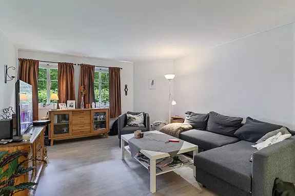 Moderne 60m² Leilighet Tranby - Egen Inngang