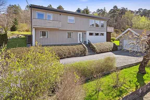 Innholdsrik familiebolig Nedenes - 4 soverom