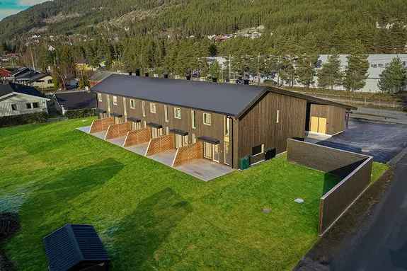 Moderne Rekkehus Nesbyen 3 Soverom Solvendt Terrasse
