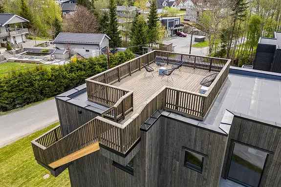 Funkisbolig Jessheim - Takterrasse 5 Soverom 4 Bad Hybel