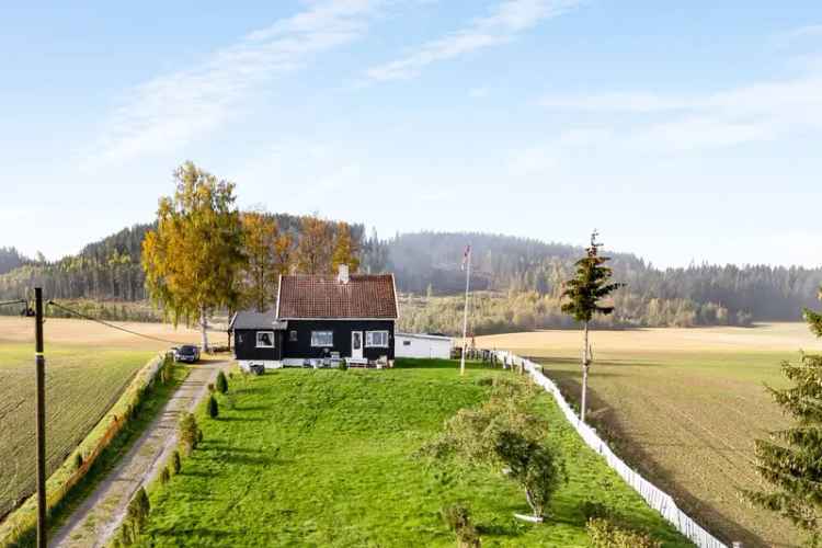 Enebolig Brandval - Stor tomt - Oppussingsobjekt