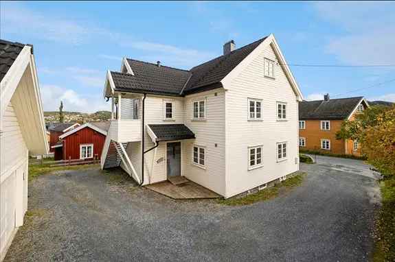 3-roms leilighet Hommelvik Sentrum - Strøm Fiber Garasje