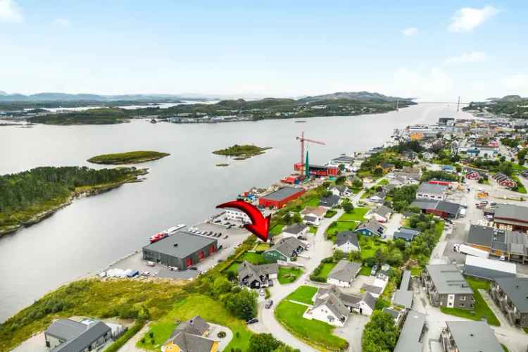 NY PRIS Fossaahaugen 4A Innholdsrik bolig med sjøutsikt