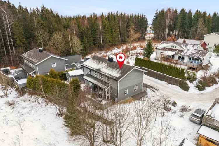 Familievennlig Halvpart Tomannsbolig 3 Soverom Nytt Kjøkken Vestvendt Terrasse