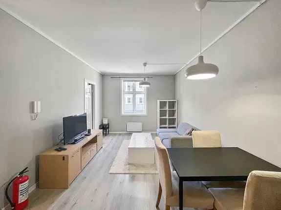 Sentral Leilighet i Kvadraturen - 1 Soverom + Bod