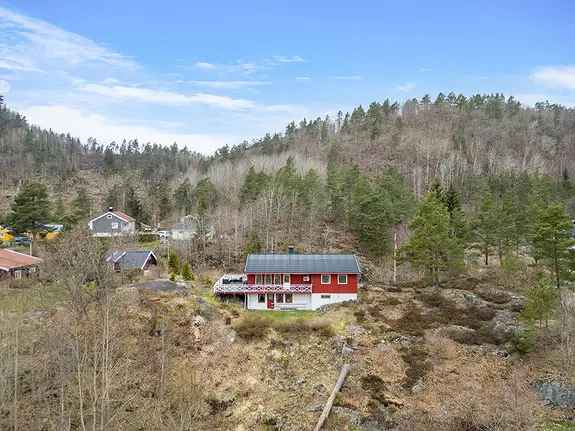 Enebolig Songe - Integrert Garasje, Romslig Stue
