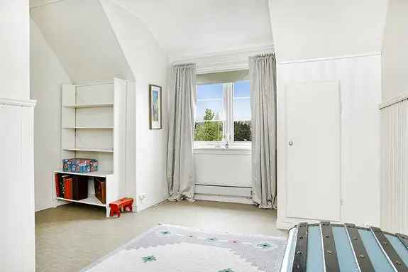Sentral og nyoppusset leilighet Sarpsborg