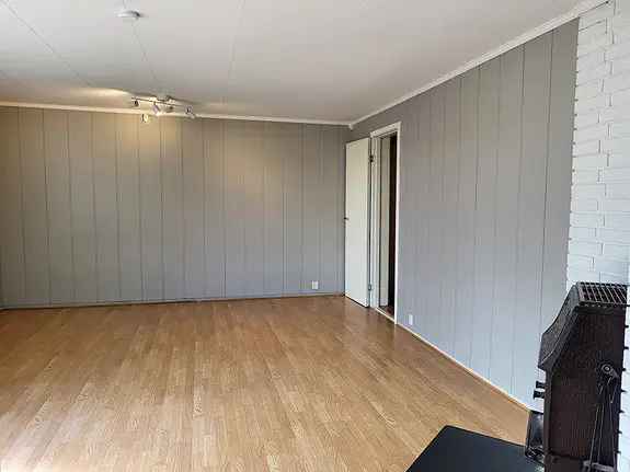 Stor og lys sokkelleilighet Selbustrand