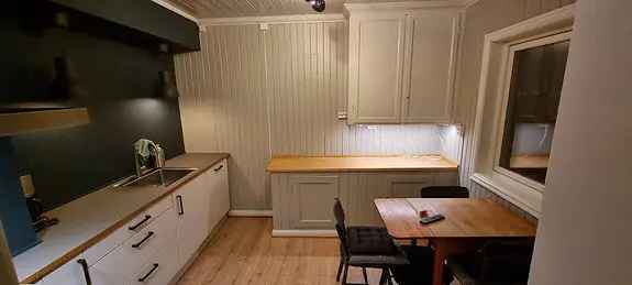 Hybelleilighet Gjettum 34 kvm - Bod Parkering Hage