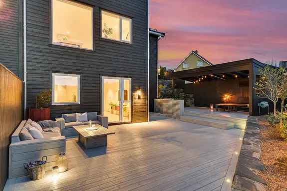 Enderekkehus Verdalen 4 Soverom Solceller