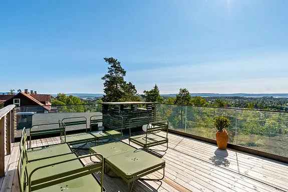 Billingstad - Moderne enebolig med utsikt - Garasje - 3 soverom