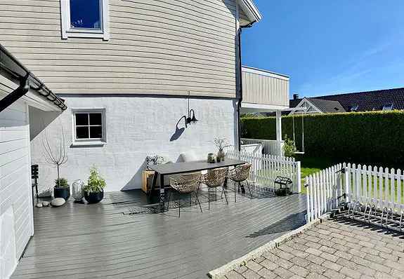 Selveiet leilighet - Trappefri adkomst - Stor terrasse
