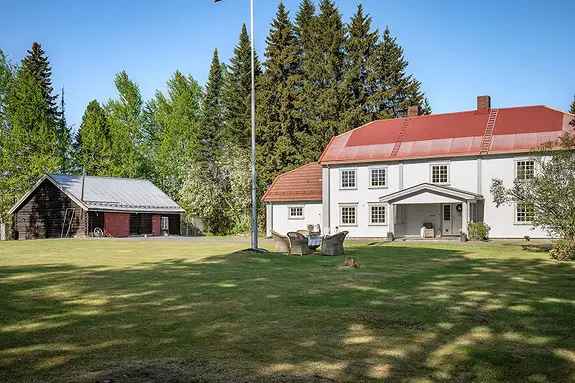 Stor Eiendom Fra 1862 Hamarvegen 550