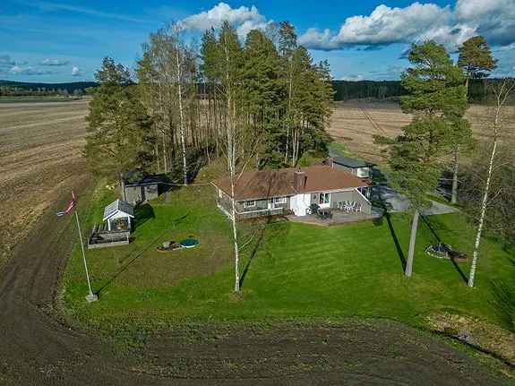 Enebolig Rakkestad - 139 kvm, 3 soverom, stor terrasse