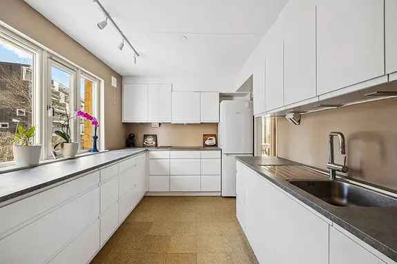Godthåp Leilighet 3 rom terrasse hage garasje peis
