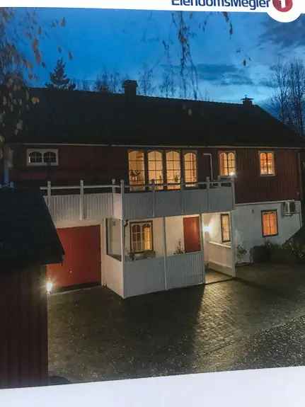 Langtidsutleie - Barnevennlig hus med 4 soverom og 2 garasjer