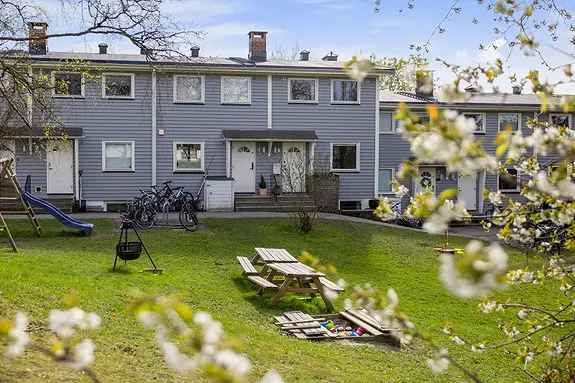Rekkehus Kjelsås - Sørvendt Terrasse - Nytt Tak - Garasjeplass