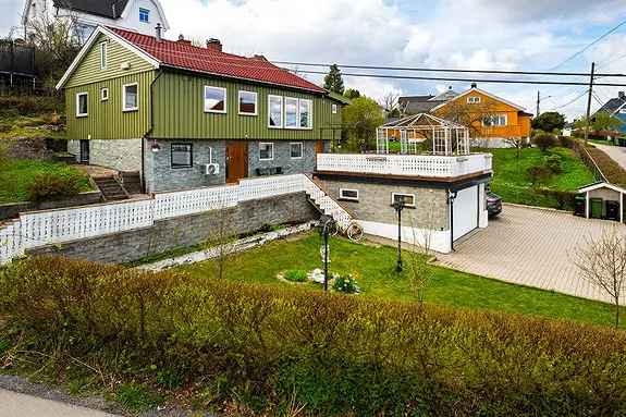 Enebolig i Rælingen med utleieleilighet - Nær skole og barnehage